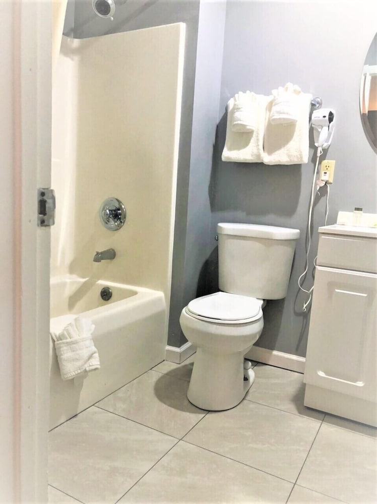 Countryside Inn - photo 19