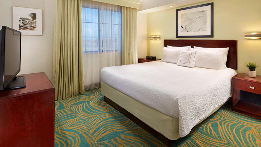 Best Western Hesperia Victorville Suites - photo 7