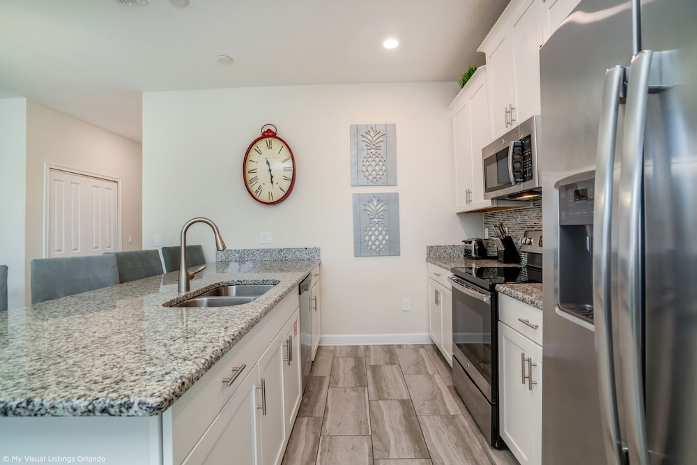 4893 Romeo Circle - photo 2