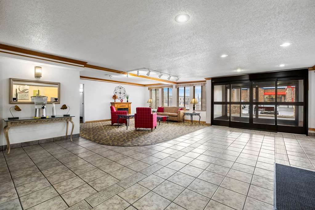 Quality Inn near Monument Health Rapid City Hospital - photo 6