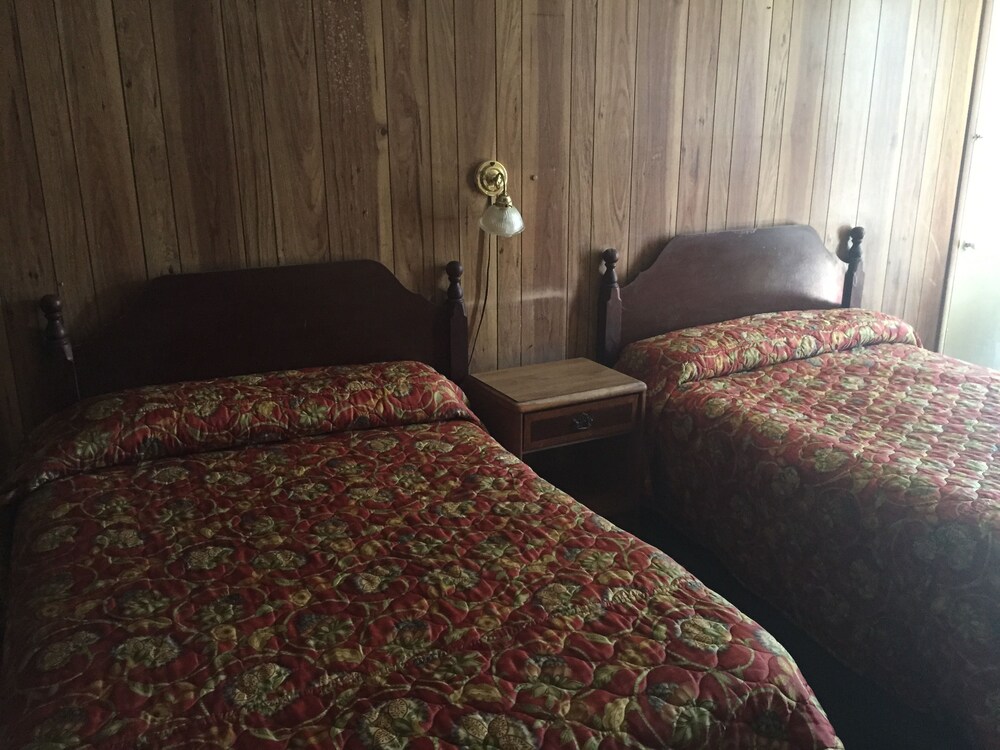 Coral Sands Motel - photo 6