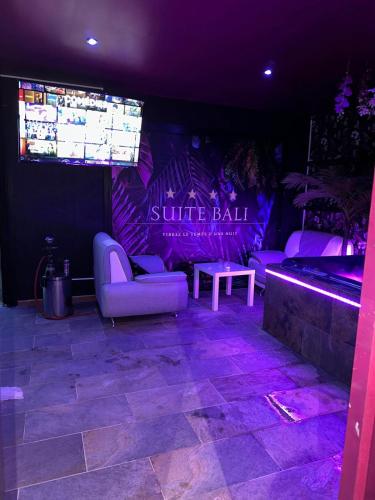Bali Logement Privatif Avec Jacuzzi — hotel in La Valette-Du-Var