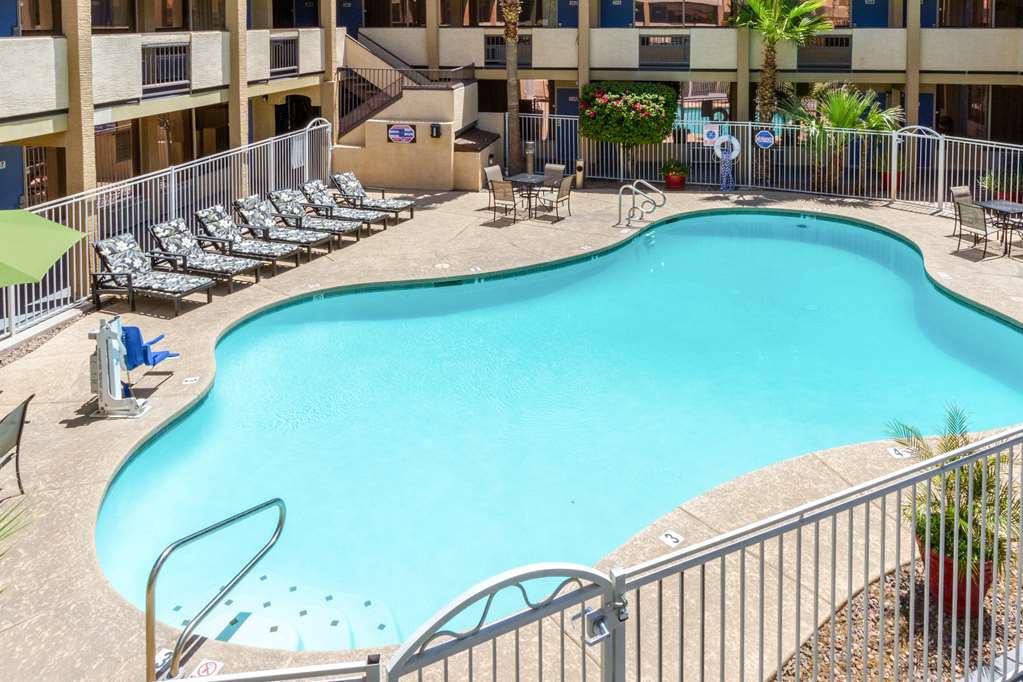 Motel 6 Glendale - photo 9