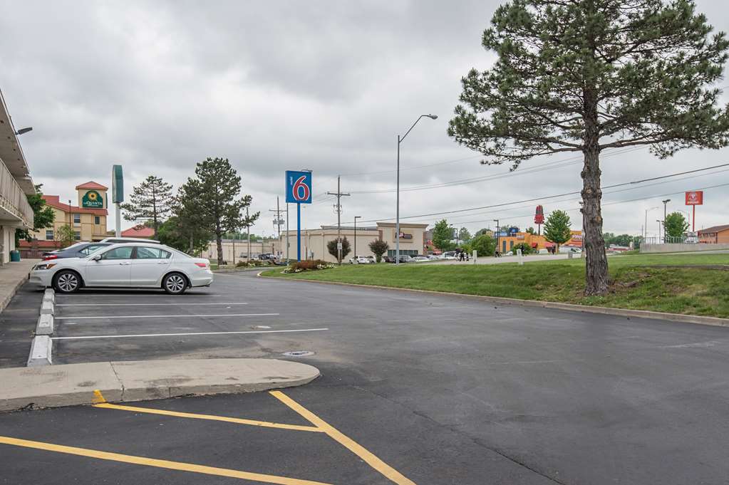 Motel 6 Kansas City MO Airport - photo 6