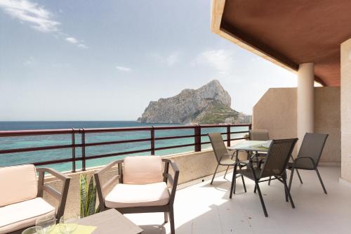 Topacio Penthouse 17A Costa CarpeDiem — 4-Star Luxury Hotel in Calp, Spain