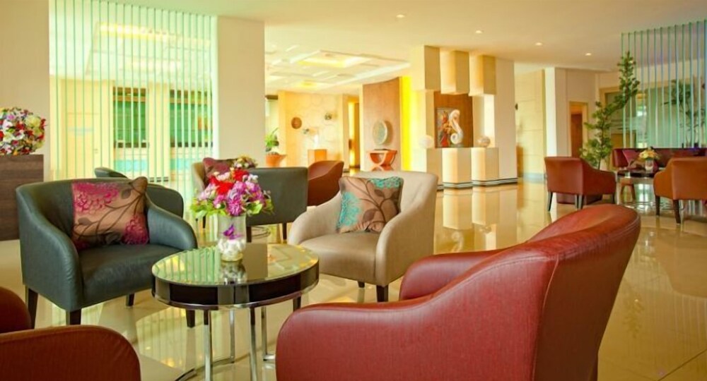 Blanco Apartment Hotel — Bintulu — photo 4