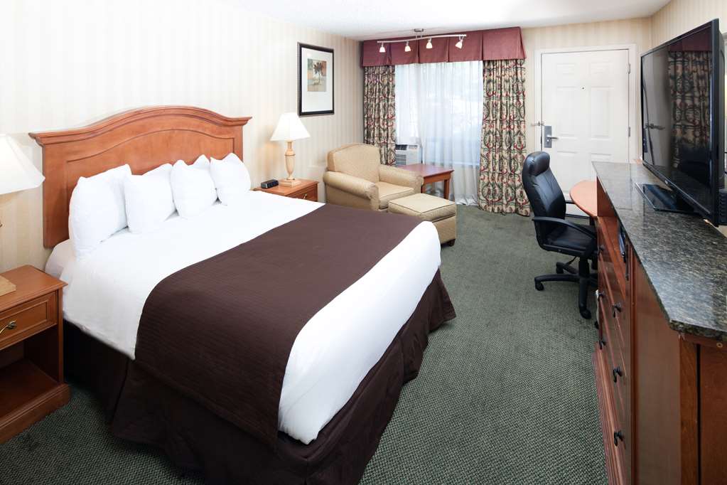 Red Lion Inn & Suites Missoula - photo 11