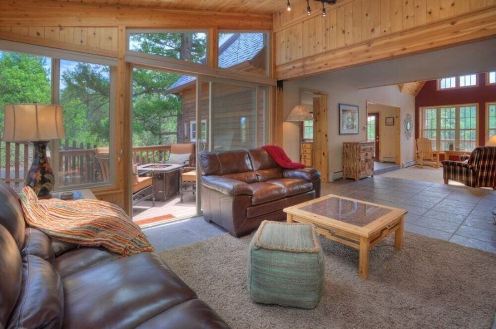 363 Whistling Horse Trail - featured photo