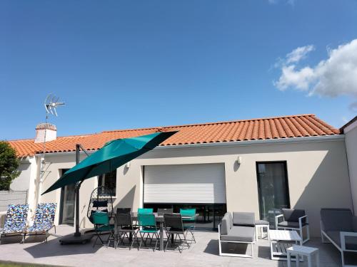 Vive la mer in Pornic, France