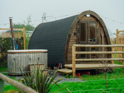 Sunset Retreats The Ice Viking in Worcester, United Kingdom