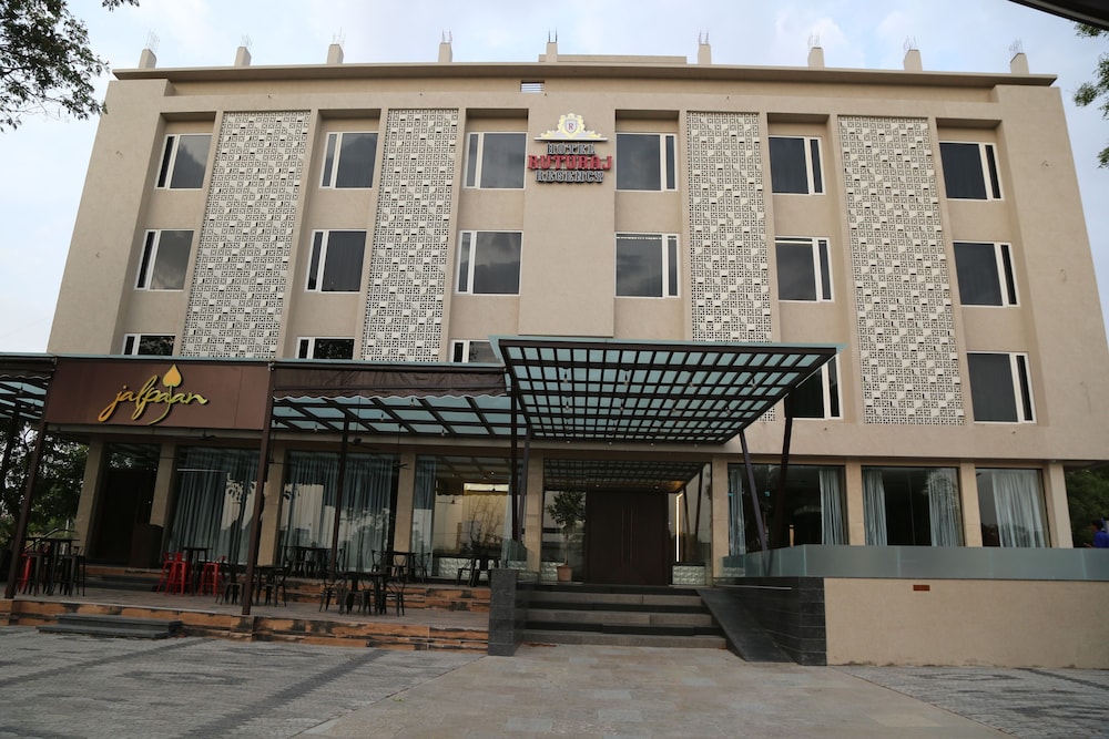 Hotel Ruturaj Regency — Dhulia