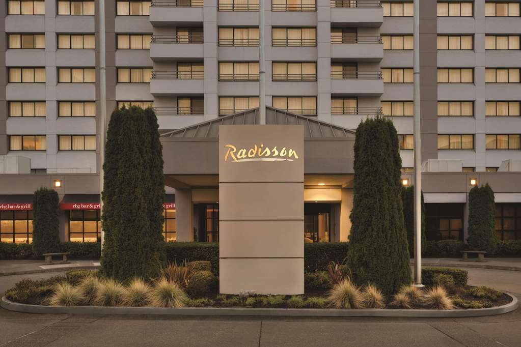 Radisson Hotel Seattle Airport - photo 2