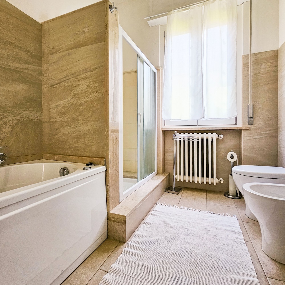 A Casa Di Albi in Desenzano del Garda — 4-Star Luxury Hotel in Desenzano Del Garda, Italy