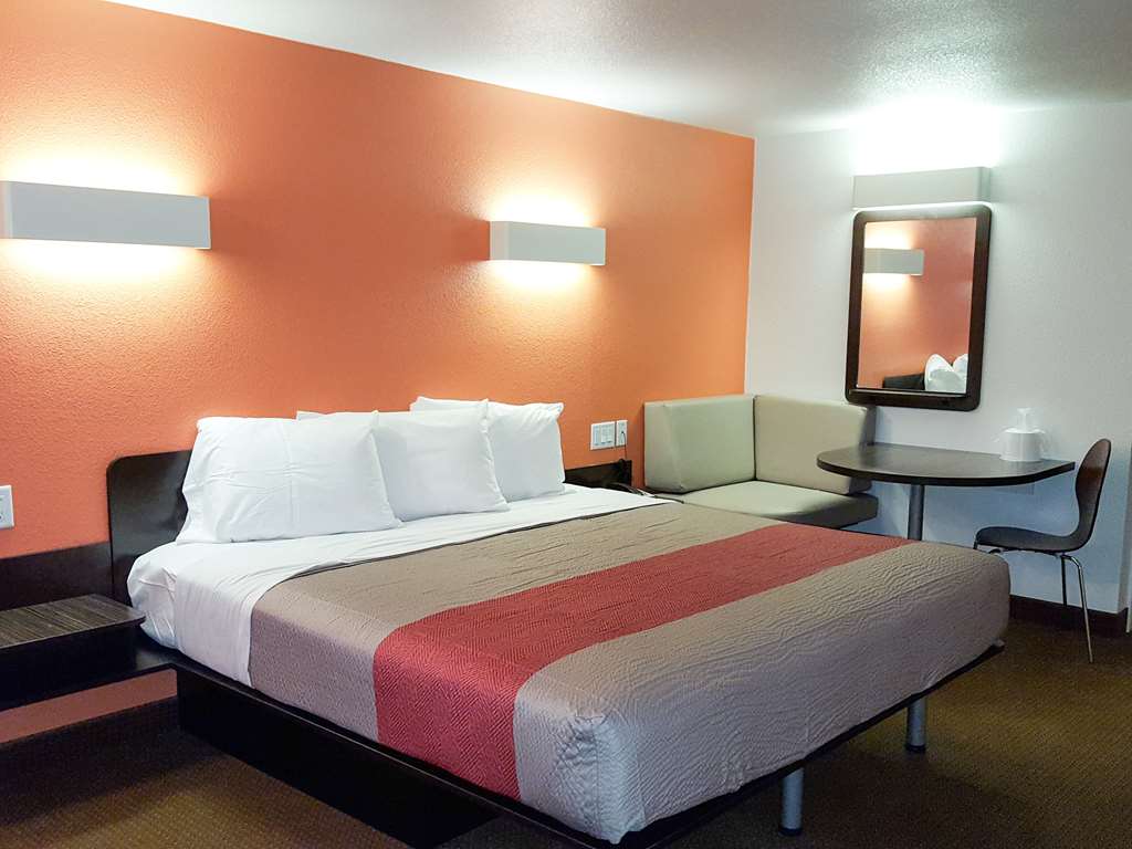 Motel 6 Erie PA - photo 10
