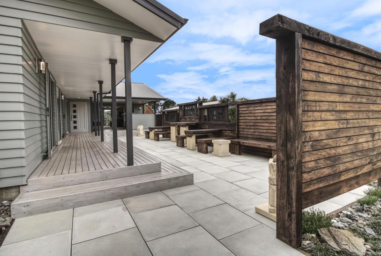 Marshall's Haven - carbon neutral hotel in Unknown City
