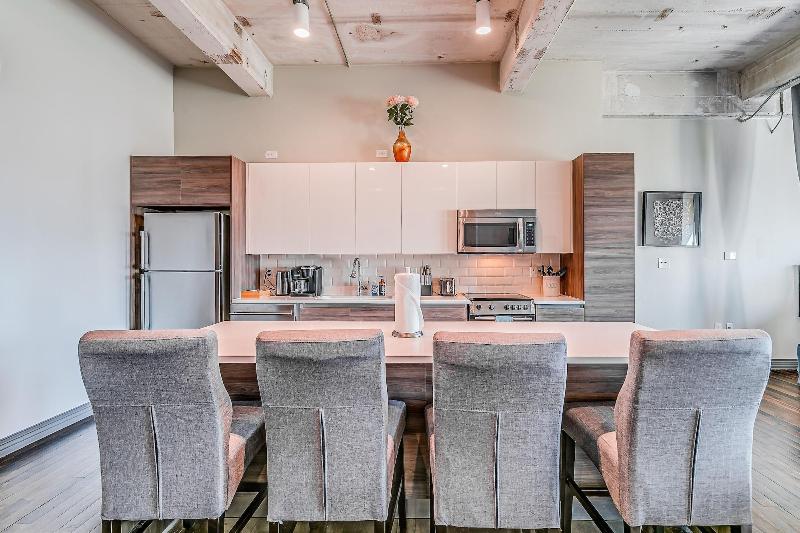Luxury Downtown Dallas Stay by Amyfinehouse - photo 223