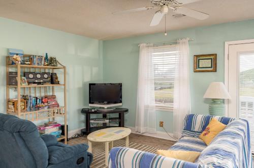 Kay La Plaj by Oak Island Accommodations - photo 19
