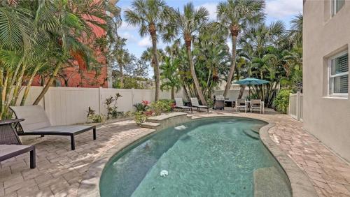 Canal Lower Gorgeous 3 bed 3 bath near SK Village - photo 11