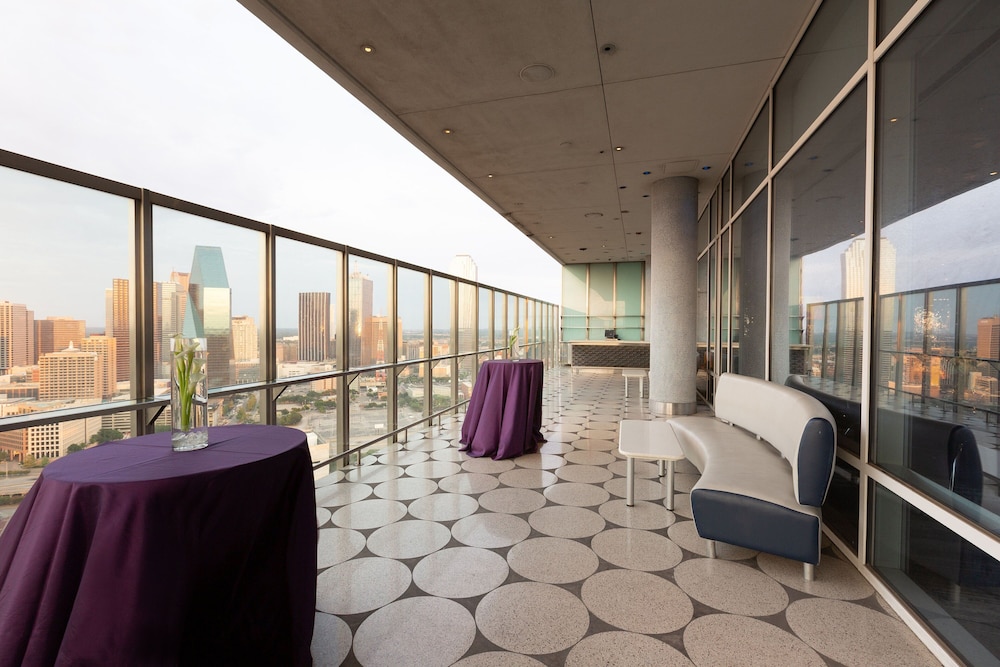 W Dallas - photo 8