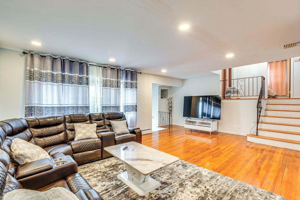 Work Explore and Relax Centrally Located Union Gem in Union, United States