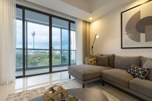 Twin Peaks residence — 4-Star Luxury Hotel in Colombo, Sri Lanka