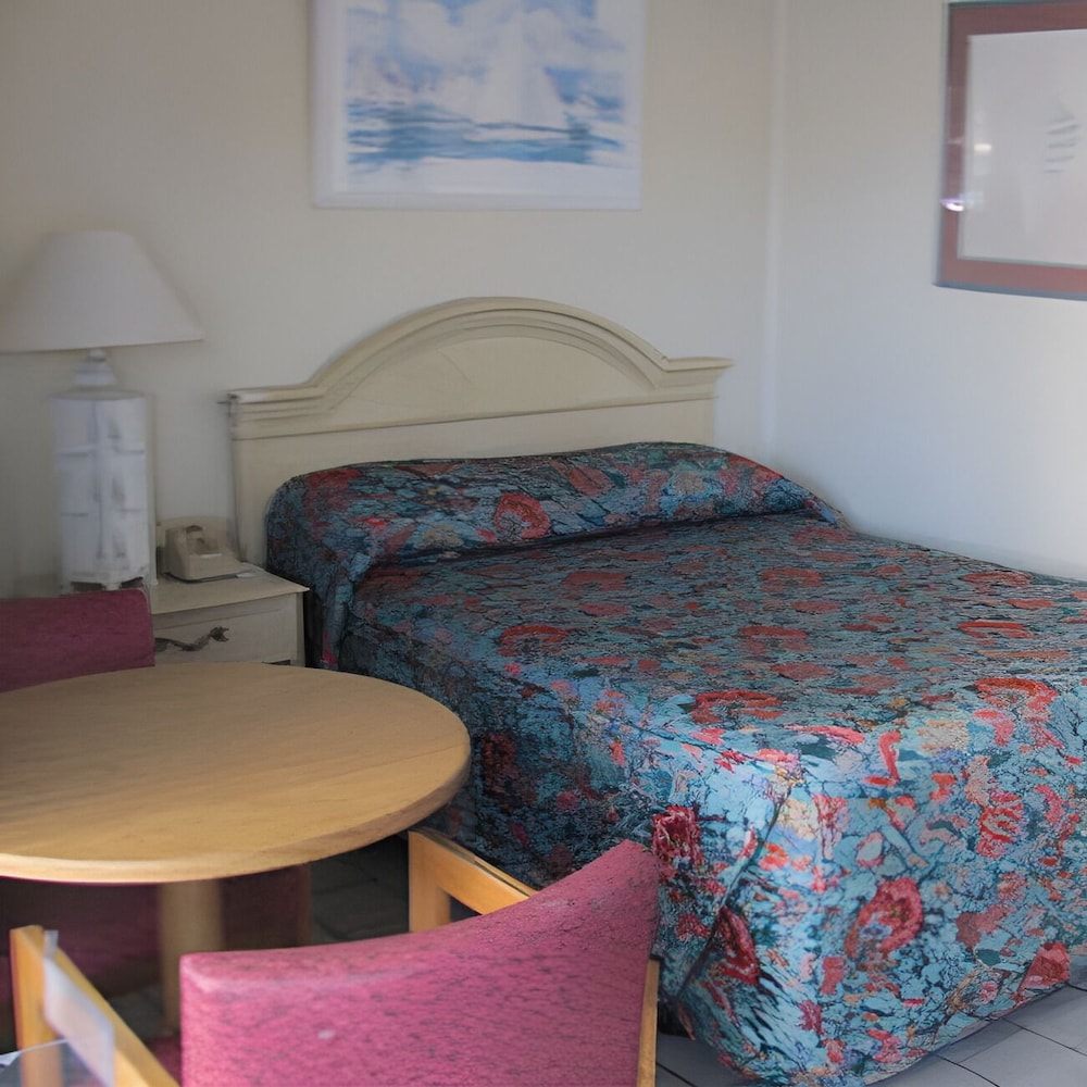 Vancouver Motel - photo 16
