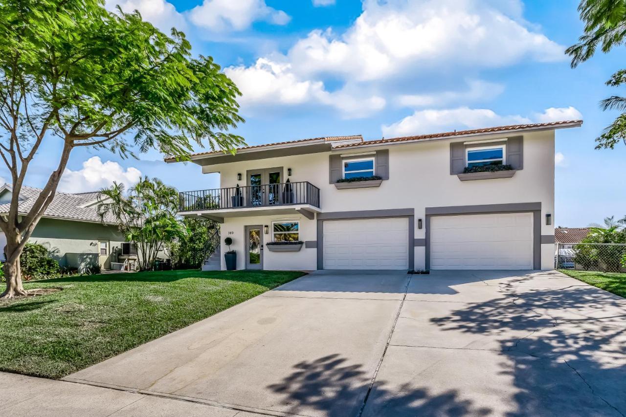 Sunshine Dock in Marco Island, United States