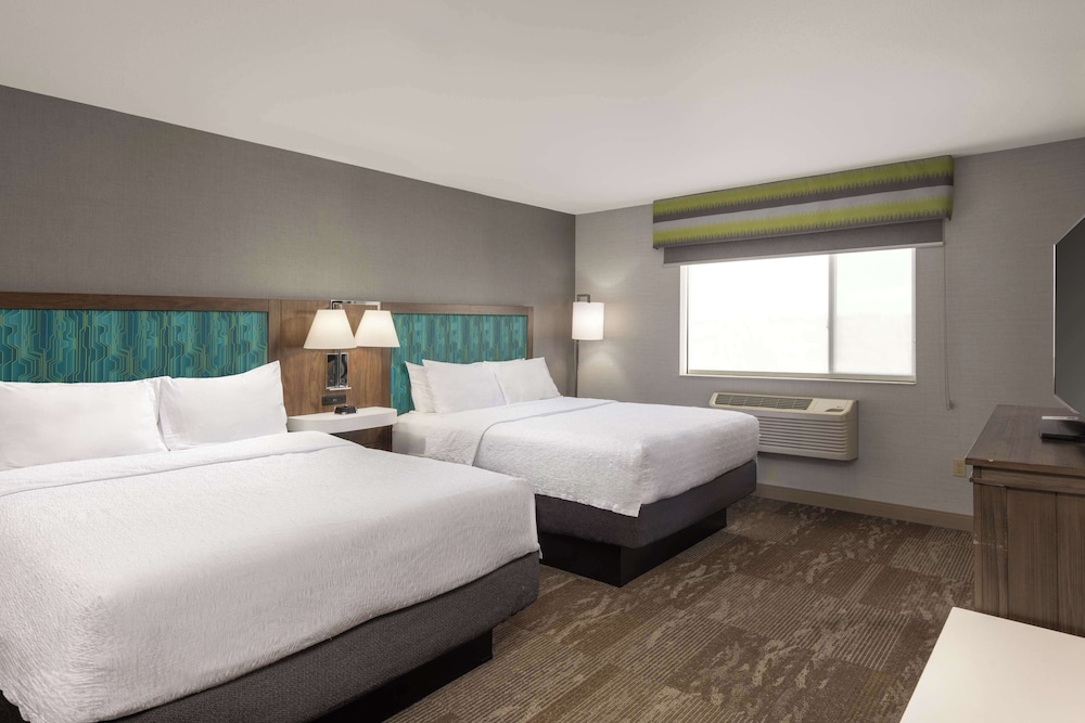 Hampton Inn Kalispell - photo 17
