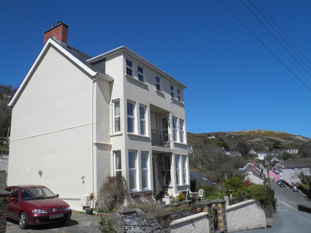 Fern Villa B&B — 4-Star Luxury Hotel in Fishguard, United Kingdom
