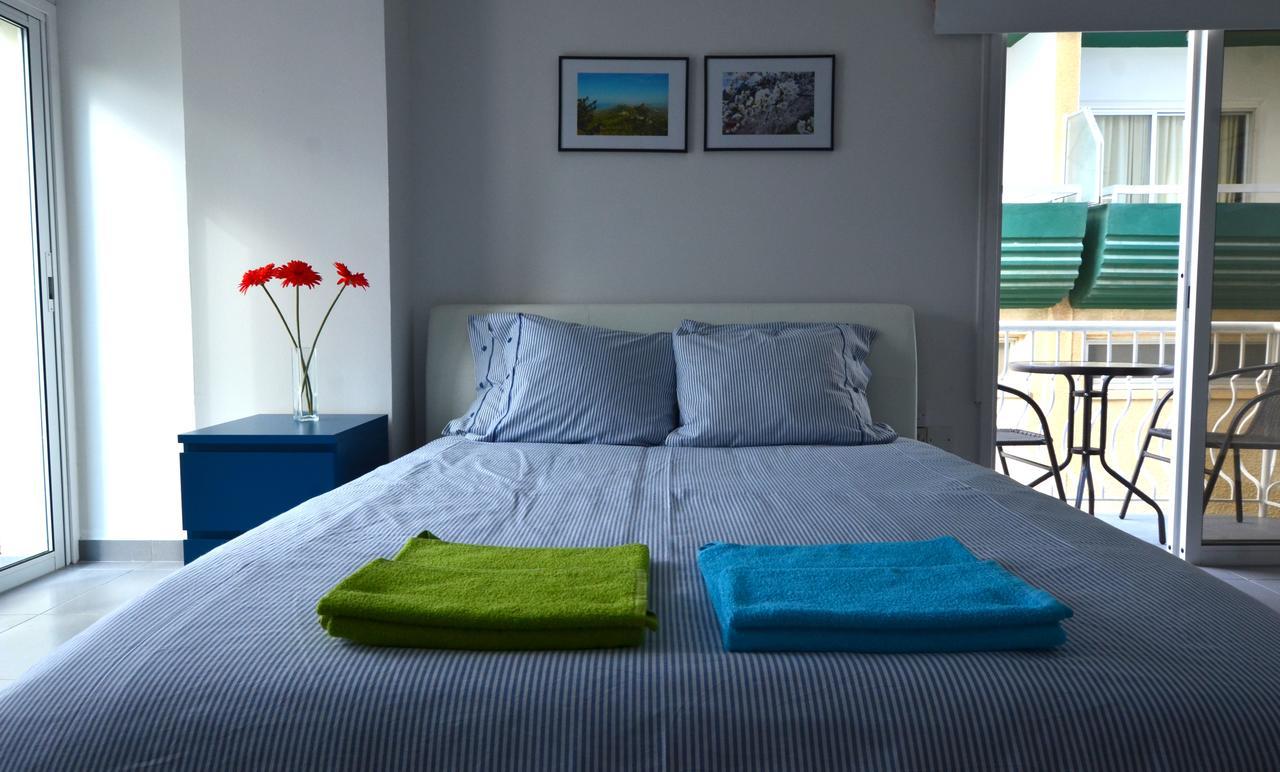 Mackenzie BLU Beach Studio