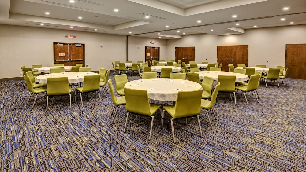 Holiday Inn Express Louisville Airport Expo Center by IHG - photo 27