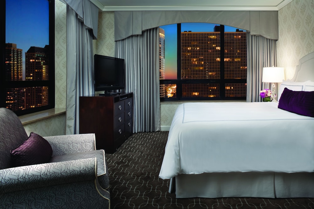 The Ritz Carlton Chicago photo 4