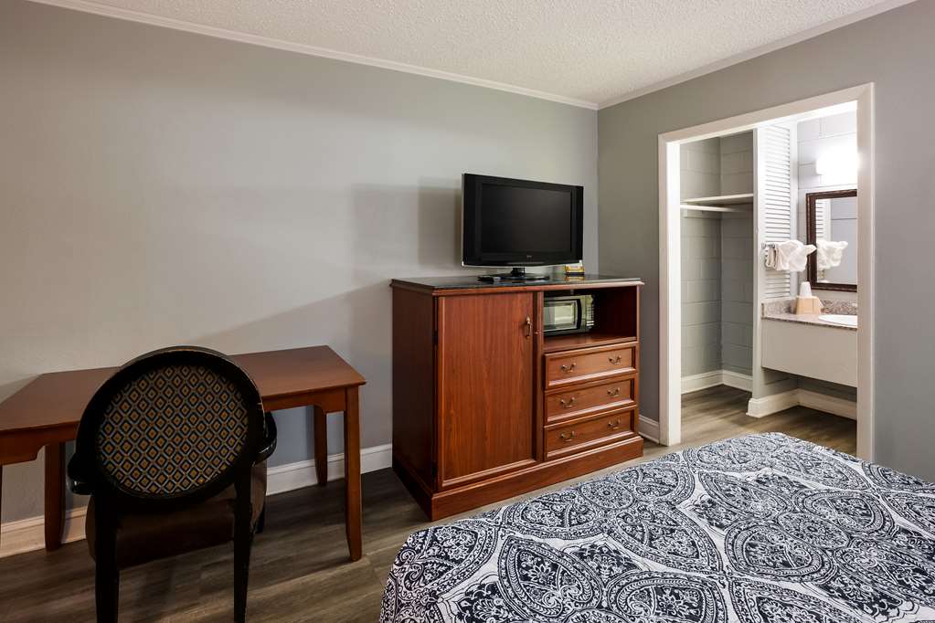 Knights Inn Fayetteville Fort Bragg - photo 13