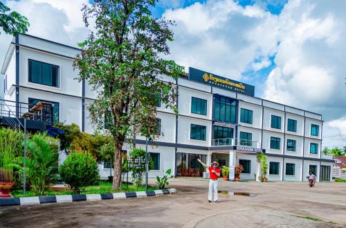 Bouasavan Hotel in Savannakhet, Laos