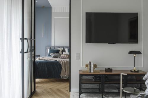 IVIS House Classical Apartment with Balcony in Vilnius Old Town — 4-Star Luxury Hotel in Vilnius, Lithuania