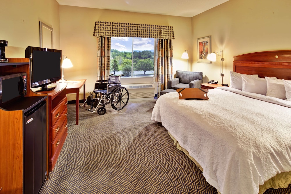 Hampton Inn Rutland - photo 13