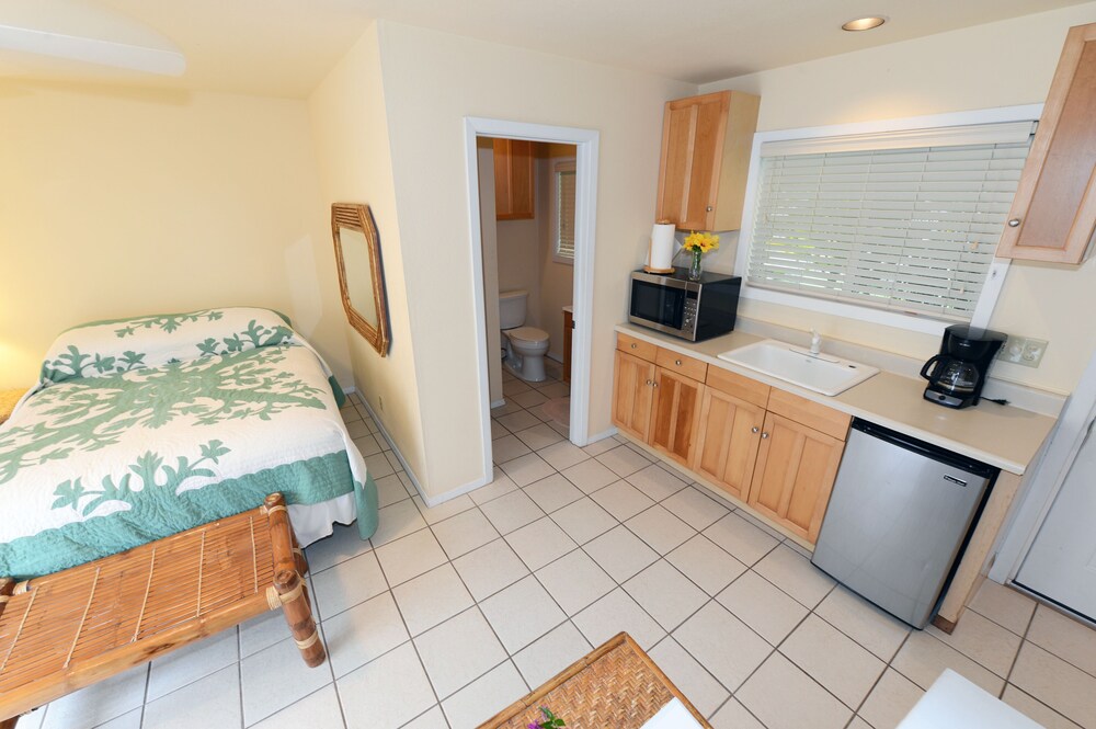 Waimanalo Beach Cottages - photo 12