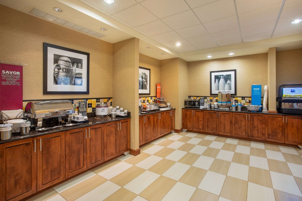 Hampton Inn Rock Springs - photo 60