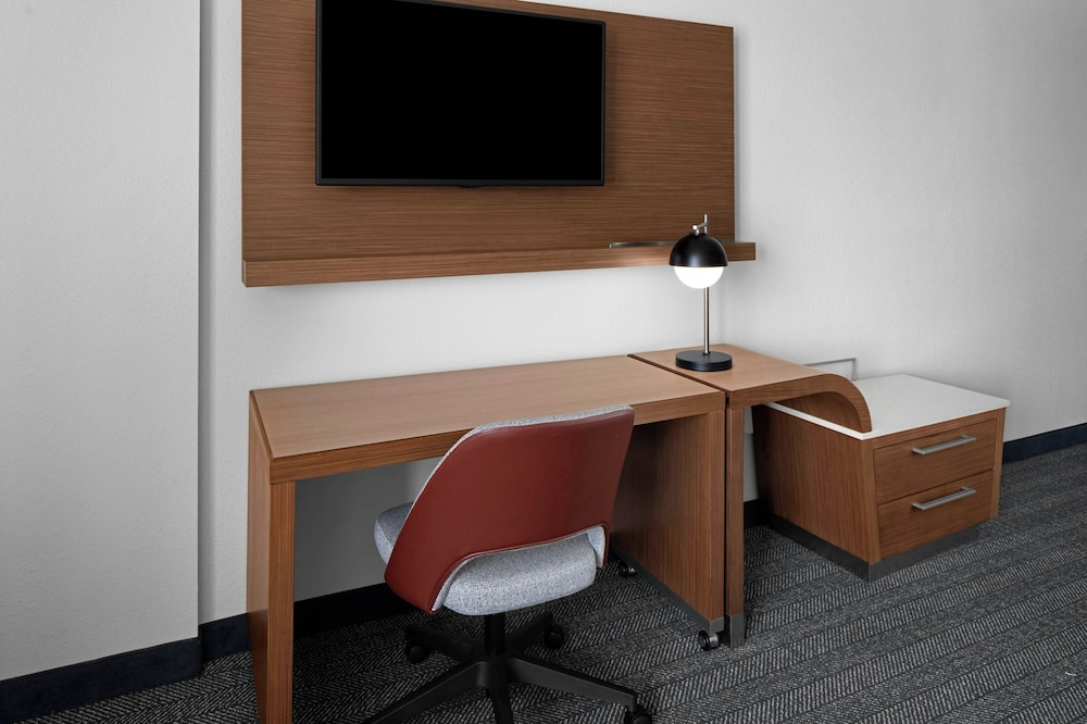 Courtyard by Marriott Charleston Summerville - photo 7