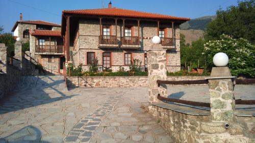 Varnous Hotel in Florina, Greece