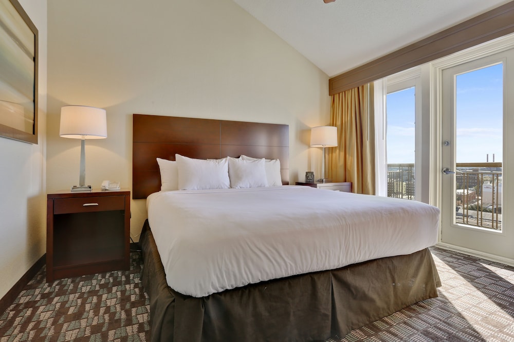 Embassy Suites by Hilton New Orleans - photo 5