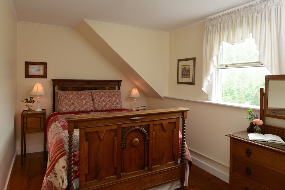 Brass Lantern Inn - photo 15