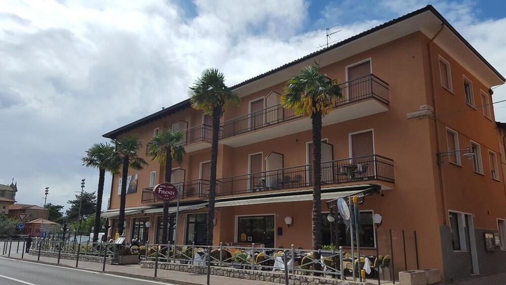 Hotel Firenze — hotel in Malcesine