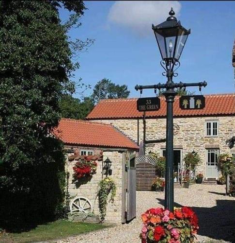 Hidden Gem Village Location Hot Tub in Lincoln, United Kingdom