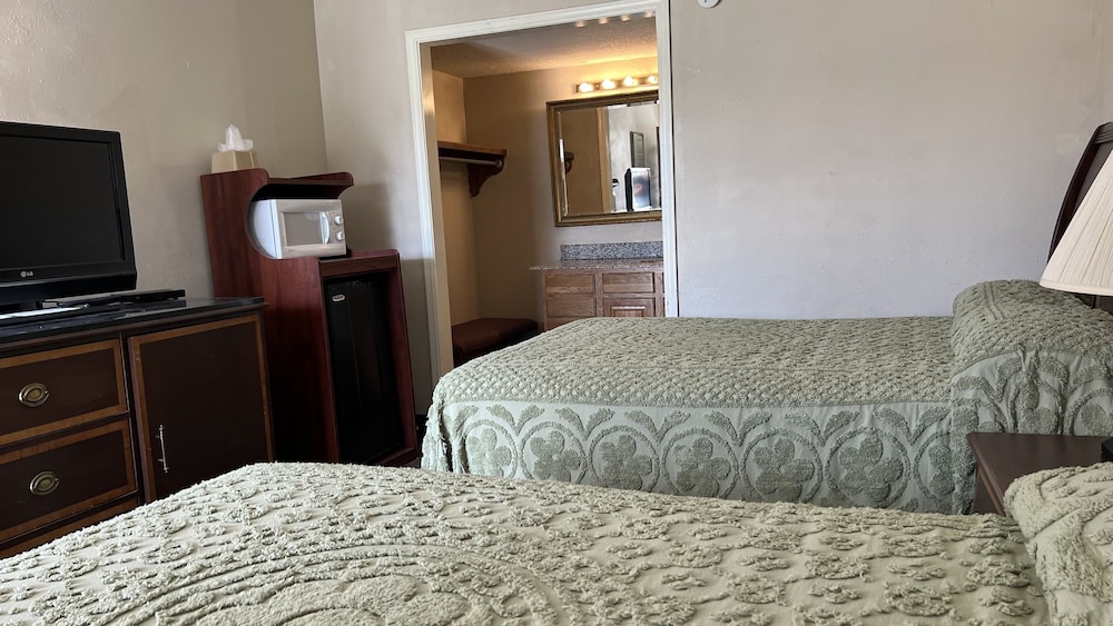 Victorian Inn - photo 6