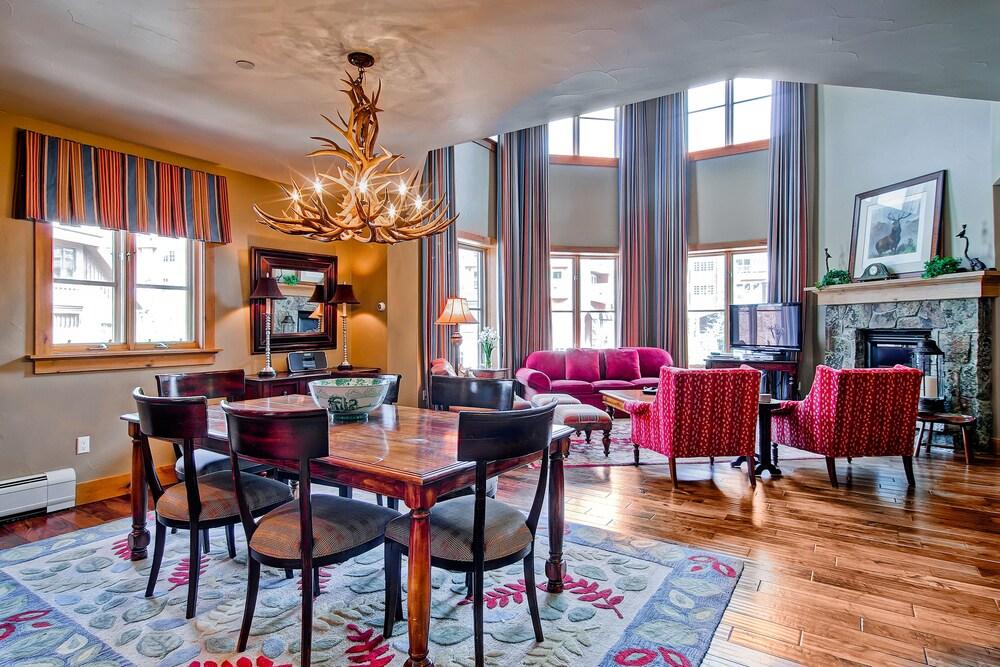 Villa Montane by East West Hospitality — 4-Star Luxury Hotel in Avon, United States