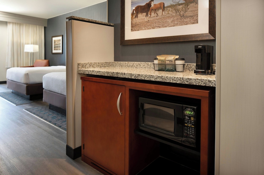Courtyard Scottsdale Salt River - photo 28