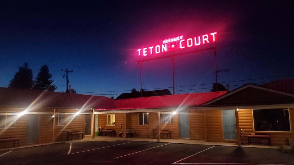 Teton Court Motel - photo 47