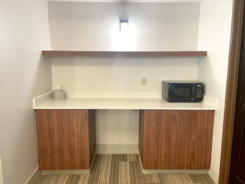 Holiday Inn Express Houghton Keweenaw by IHG - photo 85