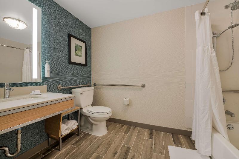 Hilton Garden Inn Rockford - photo 149